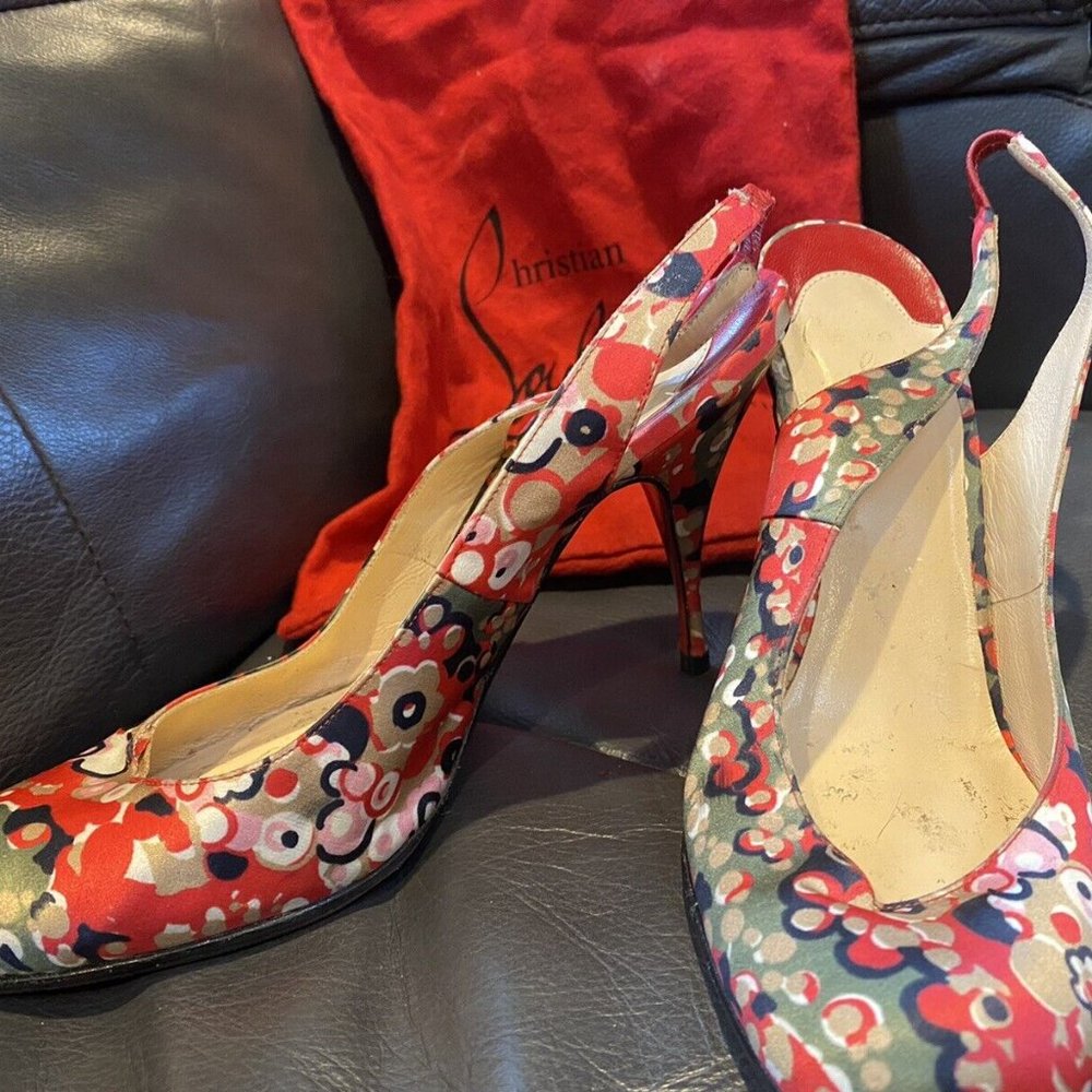 Colorful Red White Green Black Closed Toe 3” Louboutin Slingbacks w/Red Bottoms
